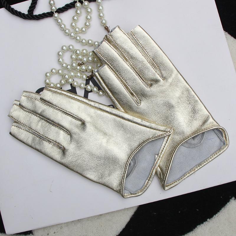 Women's patent Leather golden short gloves female fashion sheepskin leather party dress gold half finger glove custom made
Women's patent Leather golden short gloves female fashion sheepskin leather party dress gold half finger glove custom made