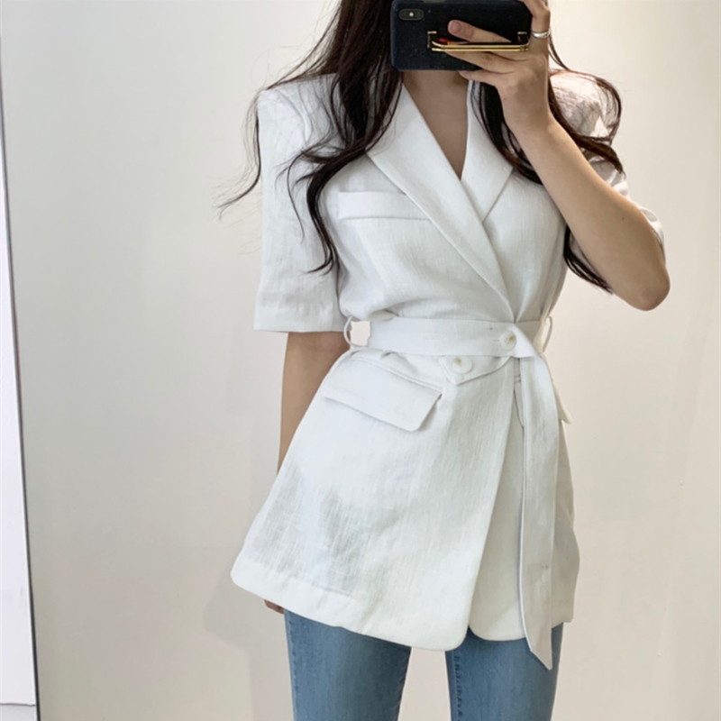 2020 New Summer Vintage Women Elegant Short Sleeve Jacket Short Coats with belt thin coat, Khaki
2020 New Summer Vintage Women Elegant Short Sleeve Jacket Short Coats with belt thin coat, Khaki