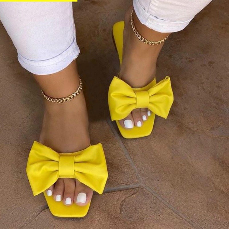 Fashion Square Buckle High Heels New Summer Shoes Woman Metal Transparent Square Mid Heel Mules Shoes Female Open Slippers Women, White
Fashion Square Buckle High Heels New Summer Shoes Woman Metal Transparent Square Mid Heel Mules Shoes Female Open Slippers Women, White