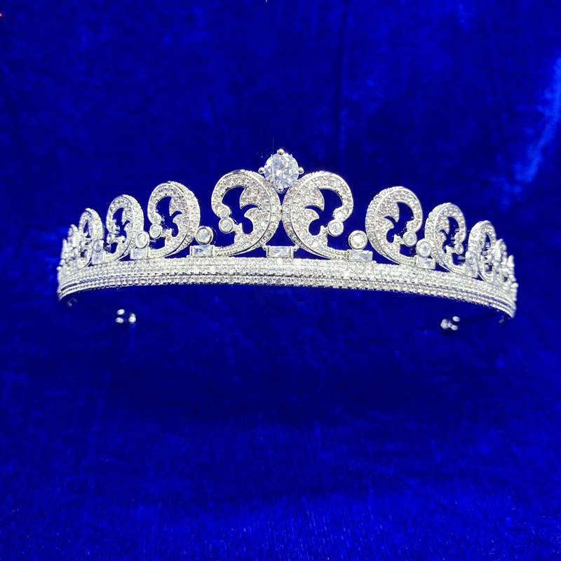Luxury CZ Tiaras And Crowns Princess Pageant Silver Plated Wedding Hair Accessories Jewelry High Quality MY3637
Luxury CZ Tiaras And Crowns Princess Pageant Silver Plated Wedding Hair Accessories Jewelry High Quality MY3637