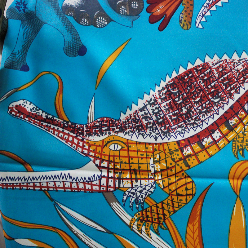 Hair Wrap Head Scarf 130 Sauqre Silk Scarf Top Animal Printed Bandana Retro Neck Foulard Femme Headwrap Versatile Accessory