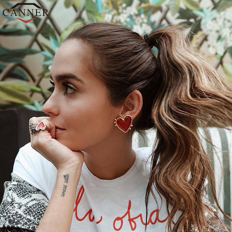 Januarysnow Fashion Chic Heart Earrings Punk Oorbellen Gold Stud Earrings Fashion Jewelry Big Earrings for Women Kolczyki FI
Januarysnow Fashion Chic Heart Earrings Punk Oorbellen Gold Stud Earrings Fashion Jewelry Big Earrings for Women Kolczyki FI