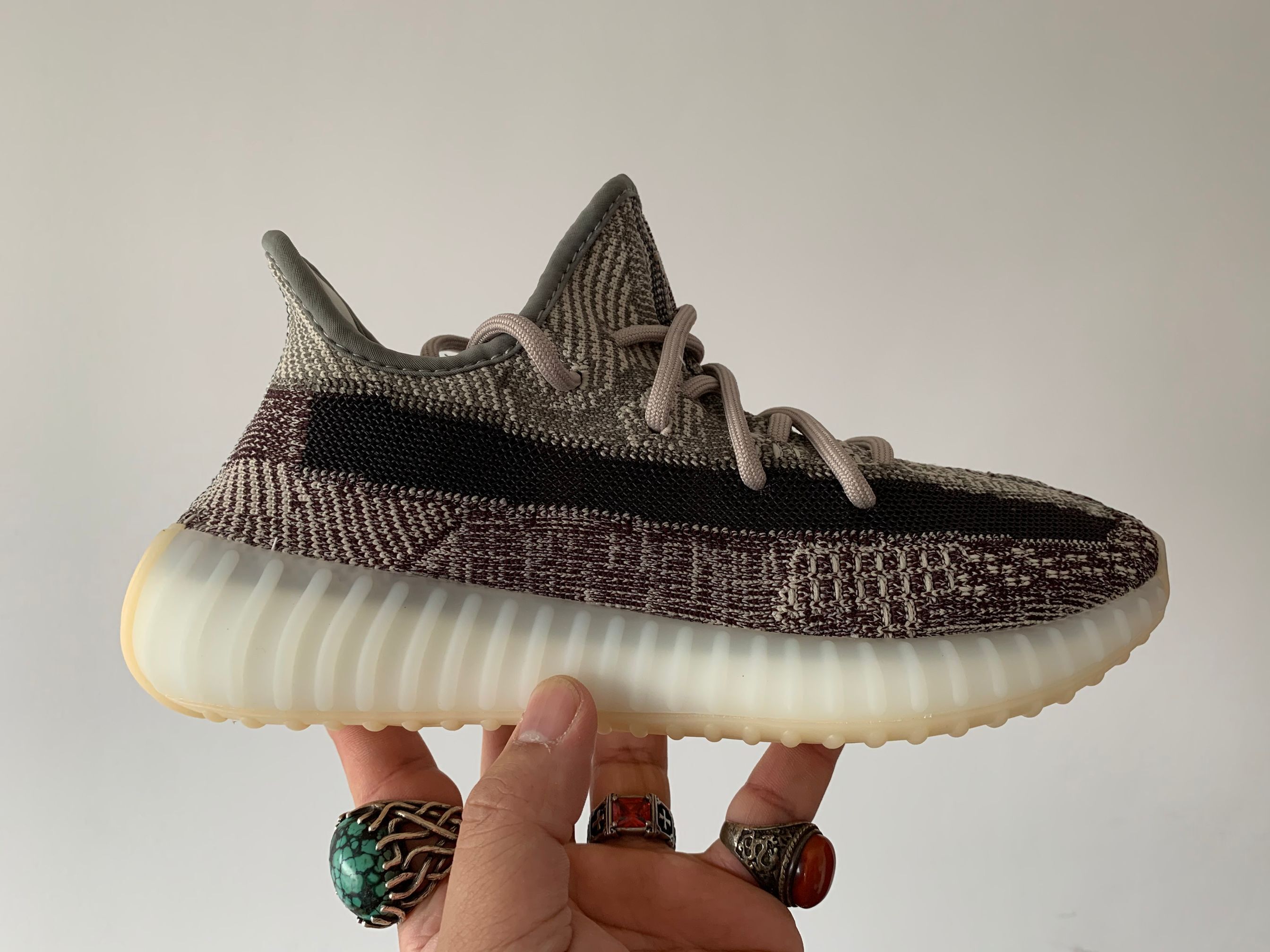 2021 Top Basf Bottom zyon ash blue zyon Factory V2 Shoes Israfil Sulfur Zebra Oreo Desert-Sage Tail Light Men Women Running Sneakers, V2 citrin non-reflective fw3042
2021 Top Basf Bottom zyon ash blue zyon Factory V2 Shoes Israfil Sulfur Zebra Oreo Desert-Sage Tail Light Men Women Running Sneakers, V2 citrin non-reflective fw3042
