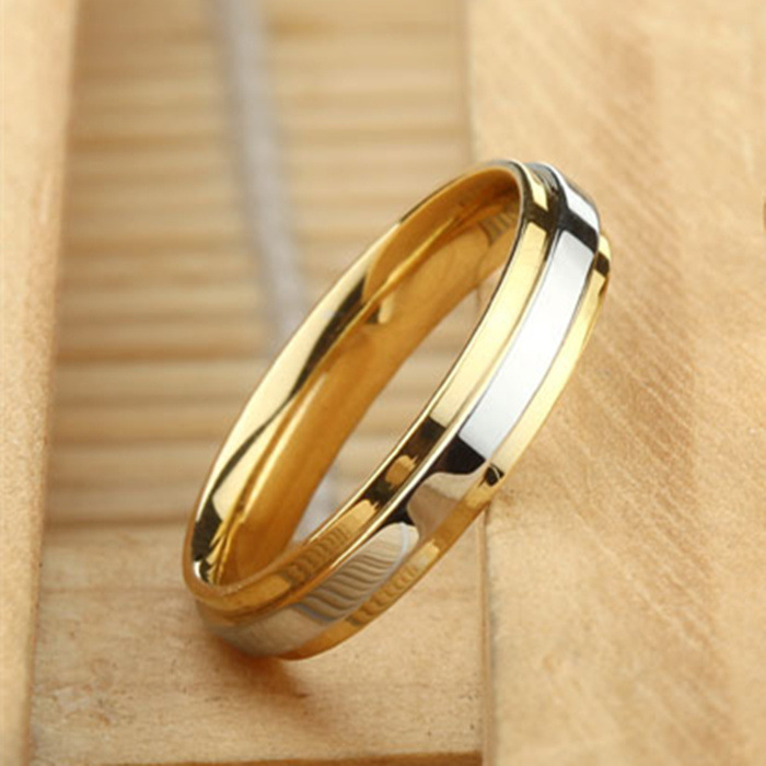 2020 new luxury gold silver color 4mm Titanium Couples Ring party gift jewelry drop shipping moonso R5646
2020 new luxury gold silver color 4mm Titanium Couples Ring party gift jewelry drop shipping moonso R5646