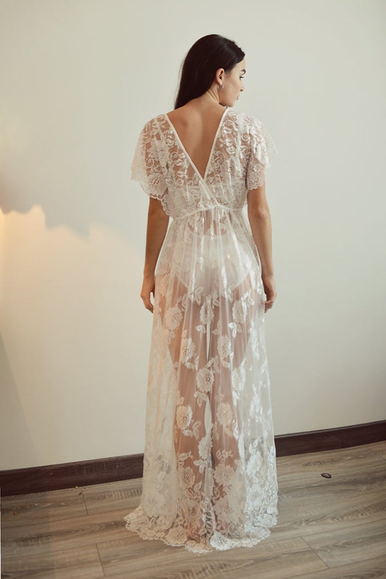 See Through Lace Bridal Bathrobe Long Sleeve Appliques Ladies Night Gowns Sweep Train Women Sleep Wear Wedding Robe
