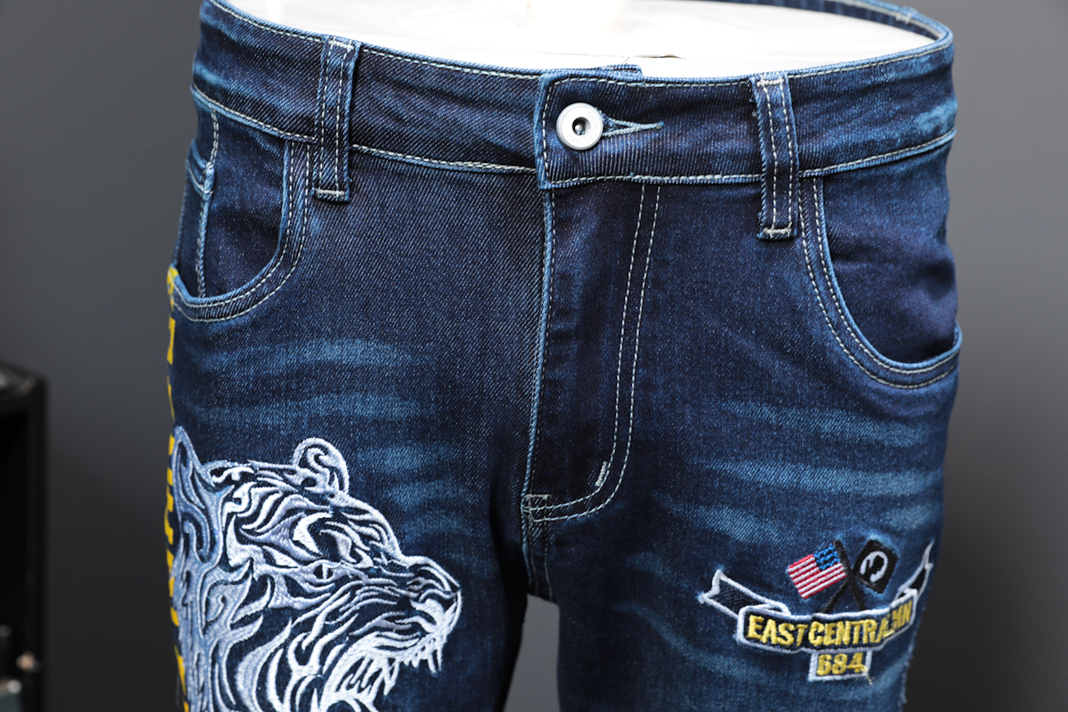 Autumn Holes Patch Jeans Male Elastic Tiger Head Leisure Time Jeans Long Pants Embroidery Printing MX200814