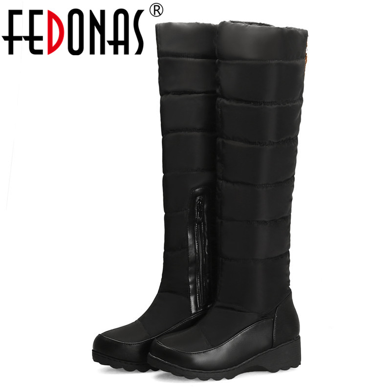 FEDONAS Female Winter Snow Boots Warm Plush Wedges High Heels Boots Sexy Tight High Long Shoes Woman New Women Knee, Red
FEDONAS Female Winter Snow Boots Warm Plush Wedges High Heels Boots Sexy Tight High Long Shoes Woman New Women Knee, Red