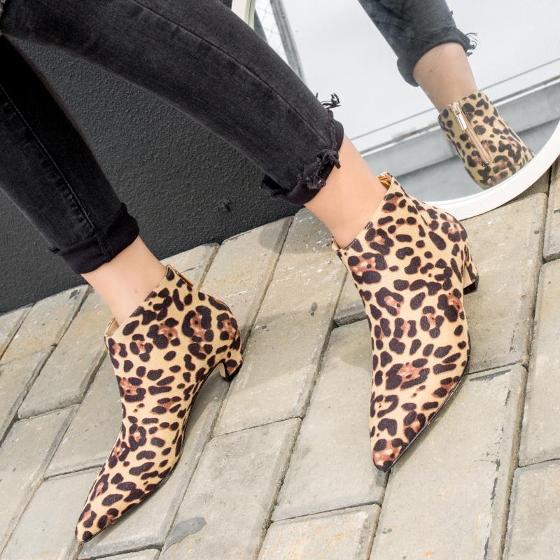 leopard shoes bootie woman women's autumn booties Winter Women Ankle Boots Leather Woman Shoes pointed boots
leopard shoes bootie woman women's autumn booties Winter Women Ankle Boots Leather Woman Shoes pointed boots