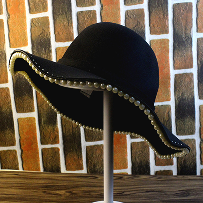 Women Hat Elegant Black Autumn and Winter Korean Fashion Shade Pearl Woolen Hat Female Street Casual Retro Wild Top NS1705
Women Hat Elegant Black Autumn and Winter Korean Fashion Shade Pearl Woolen Hat Female Street Casual Retro Wild Top NS1705