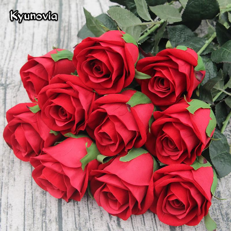 Kyunovia 72CM Single Rose Stem high quality Artificial Silk Flowers Leaves Red Velvet Rose Wedding Party Home Decorative KY41, White
Kyunovia 72CM Single Rose Stem high quality Artificial Silk Flowers Leaves Red Velvet Rose Wedding Party Home Decorative KY41, White