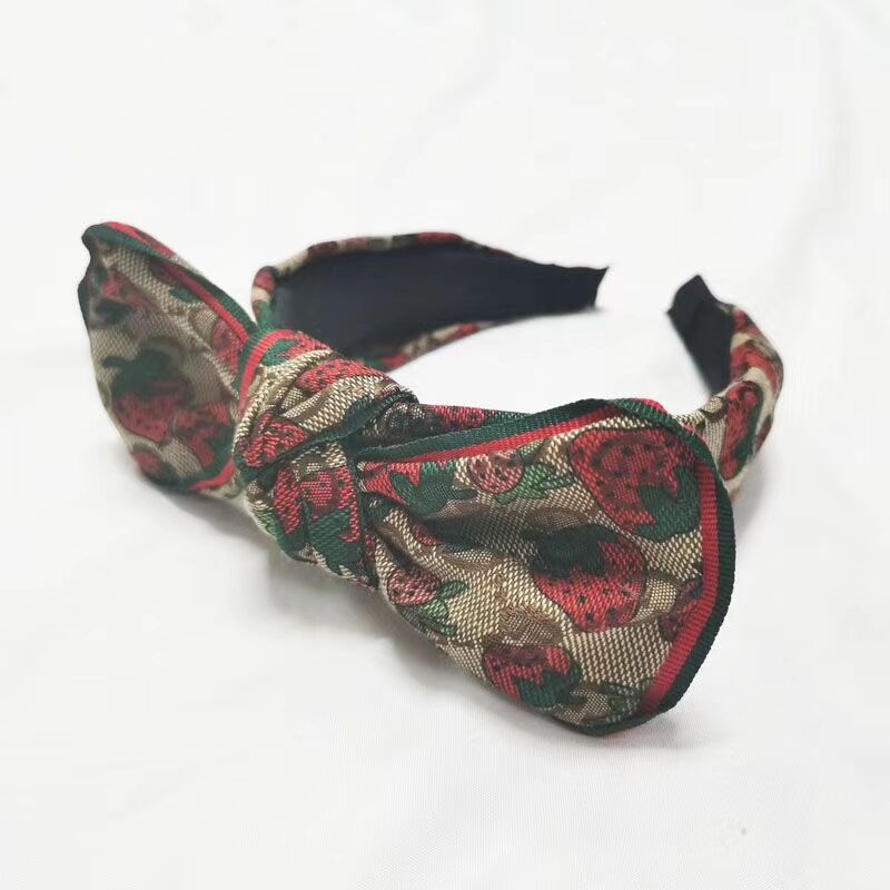 ancient ways wind chain strawberry letter floret bowknot makes all take antiskid headband to act the role of article South Korea's custom, Silver
ancient ways wind chain strawberry letter floret bowknot makes all take antiskid headband to act the role of article South Korea's custom, Silver