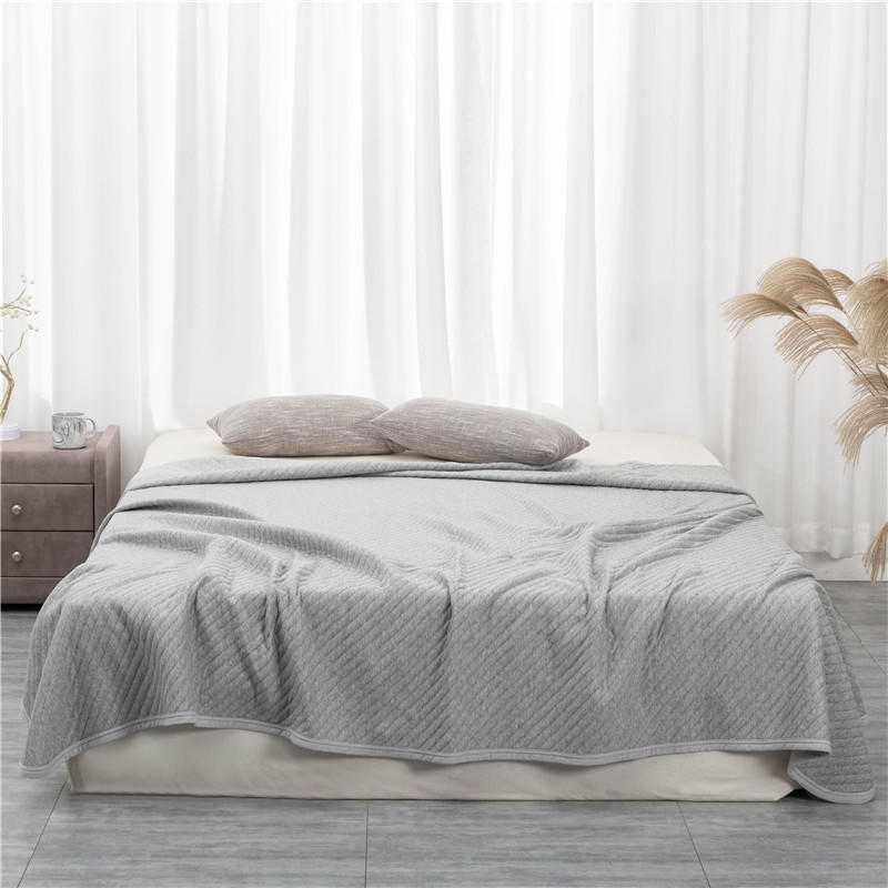 Pure cotton knitted quilted quilt for bed or soft cover blanket for sofa, stylish and comfortable home blanket
Pure cotton knitted quilted quilt for bed or soft cover blanket for sofa, stylish and comfortable home blanket