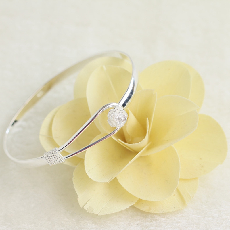 Single Lotus Blossom Mirror Glass Bracelet for Charms Elegant Women Silver Plated 5.5 D Width Small Light Design Wholesale
Single Lotus Blossom Mirror Glass Bracelet for Charms Elegant Women Silver Plated 5.5 D Width Small Light Design Wholesale