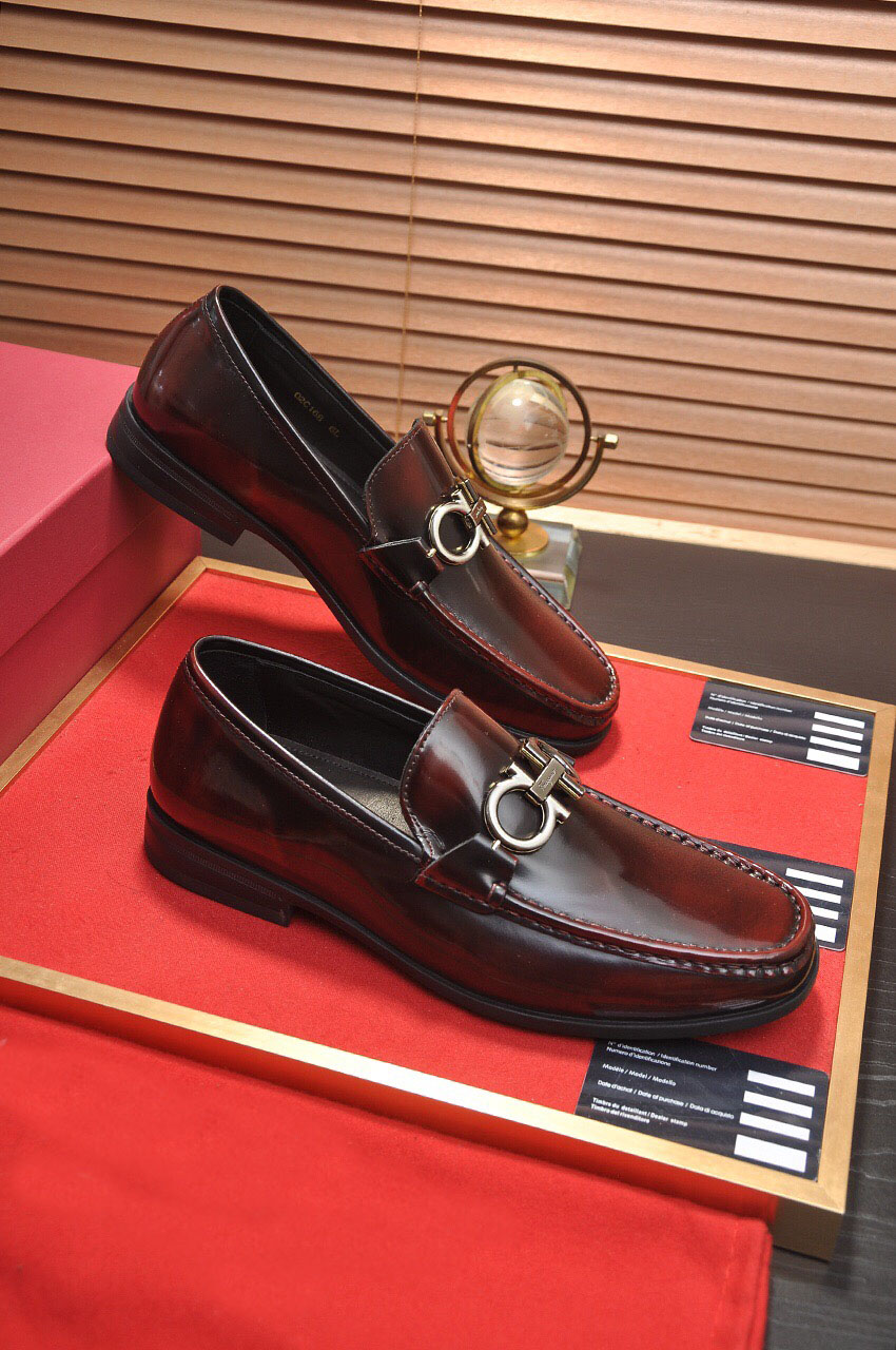 New 2020 men's genuine leather slip-on wedding dress shoes fashion brand office business oxfords party driving flats size 38-44, Black
New 2020 men's genuine leather slip-on wedding dress shoes fashion brand office business oxfords party driving flats size 38-44, Black