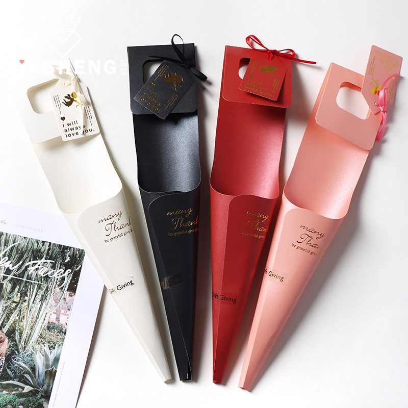 5pcs Single Rose Flower Wrapping Paper Bags with Handle Flower Bouquet Wrapping Supply Wedding Decoration Party Favors
5pcs Single Rose Flower Wrapping Paper Bags with Handle Flower Bouquet Wrapping Supply Wedding Decoration Party Favors