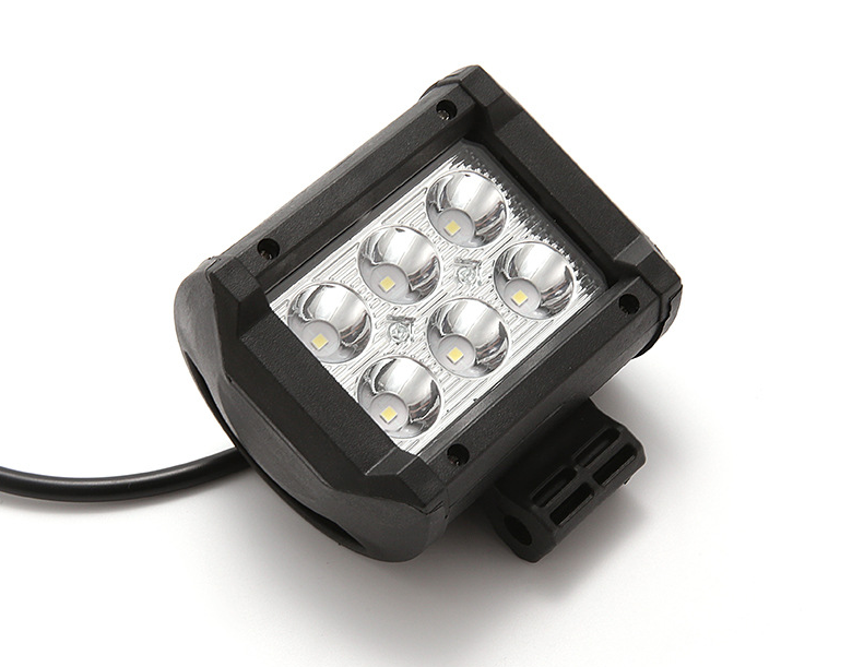 Automotive LED spotlight auxiliary light 18W double-row highlight LED overhead spotlight modified square working light
Automotive LED spotlight auxiliary light 18W double-row highlight LED overhead spotlight modified square working light