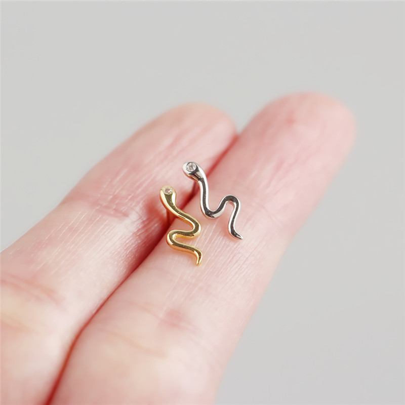 AprilGrass Brand Women's Punk Style Animal Snake Earring 100% 925 Sterling Silver Snakelike Stud Earrings for Women Jewelry Best Gift
AprilGrass Brand Women's Punk Style Animal Snake Earring 100% 925 Sterling Silver Snakelike Stud Earrings for Women Jewelry Best Gift