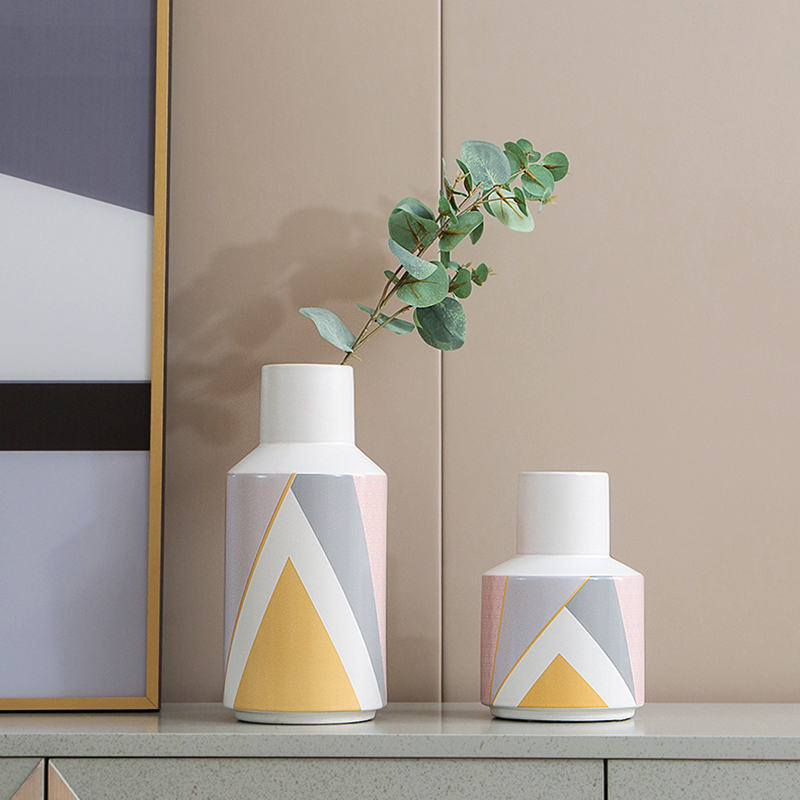 Simple Abstract Geometric Ceramic Vase Decoration Living Room Flower Arrangement Home Dining Table TV Cabinet Decoration Wedding
Simple Abstract Geometric Ceramic Vase Decoration Living Room Flower Arrangement Home Dining Table TV Cabinet Decoration Wedding