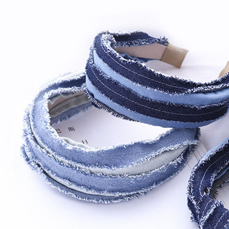 2020 Summer Women Denim Jewelry Hairbands Fashion Vintage Wavy Fabric Wide Side Headband Ladies Sweet Hair Hoop Hair Accessories
2020 Summer Women Denim Jewelry Hairbands Fashion Vintage Wavy Fabric Wide Side Headband Ladies Sweet Hair Hoop Hair Accessories