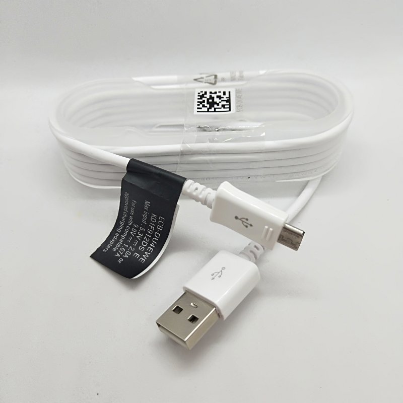 Cable High Quality 1.5M Micro USB V8 Charge Cables USB Data Charger Wire For NOTE3 NOTE 4 S5 S4 S6, White
Cable High Quality 1.5M Micro USB V8 Charge Cables USB Data Charger Wire For NOTE3 NOTE 4 S5 S4 S6, White