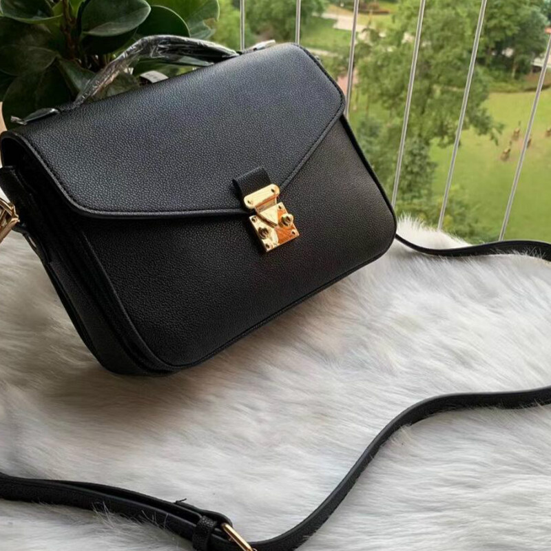 New-2020 Free shipping high quality genuine black embossed leather handbag shoulder bags crossbody bags messenger bag
New-2020 Free shipping high quality genuine black embossed leather handbag shoulder bags crossbody bags messenger bag