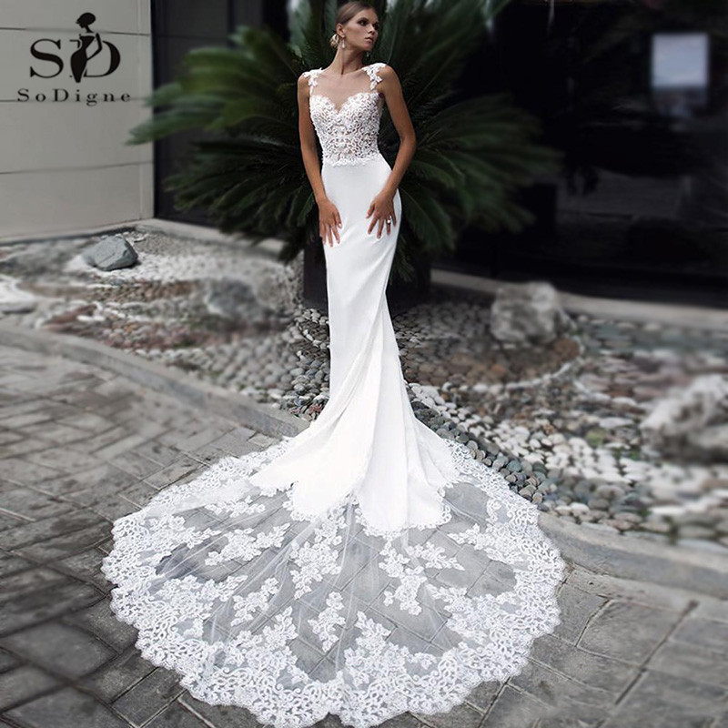 white Lace Appliques Satin Mermaid Bridal Dress Illusion Sweetheart Sleeveless Bridal Gowns Open Back Chapel Train, Champagne
white Lace Appliques Satin Mermaid Bridal Dress Illusion Sweetheart Sleeveless Bridal Gowns Open Back Chapel Train, Champagne