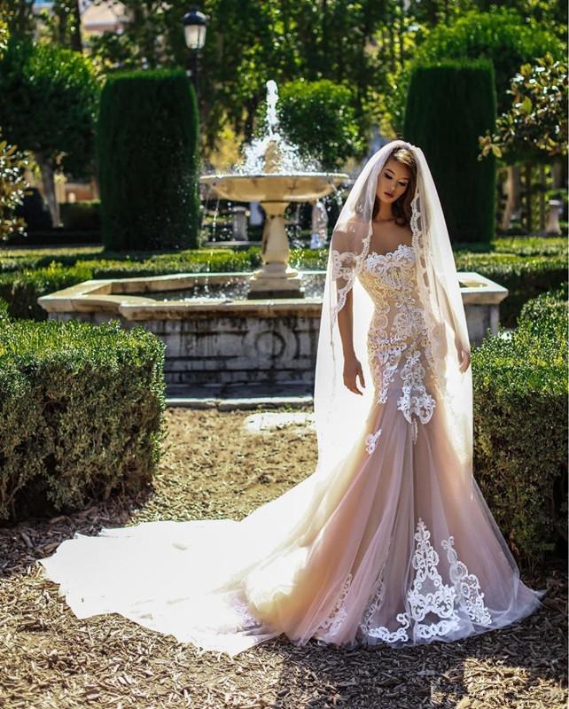 Gorgeous Blush Pink Mermaid Wedding Dresses Elegant Off Shoulder Appliqued Tulle Trumpet Bridal Gowns With Lace -Up Back Z45 0510
