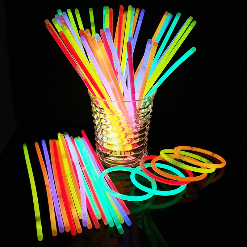 Glow Sticks Party Fluorescent Light Bracelets Necklaces Neon Glow Sticks Disposable Glow Sticks Xmas Party Supplies Light Stick BH4003 TQQ
Glow Sticks Party Fluorescent Light Bracelets Necklaces Neon Glow Sticks Disposable Glow Sticks Xmas Party Supplies Light Stick BH4003 TQQ