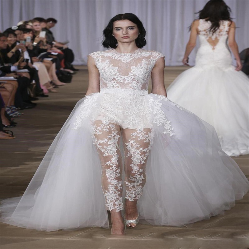 Gorgeous Lace Jumpsuit Wedding Dresses Chic High-neck Sleeveless Bridal Gown Chapel Illusion Custom Made Sweep Train Vestidos De Novia