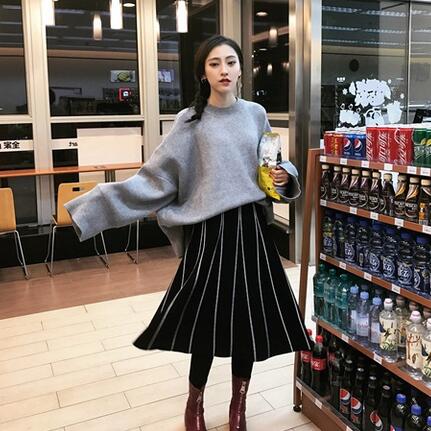Skirts Womens Winter 2020 Vintage Striped Slim A Line High Waist Knitted Long Skirt Black Gray Fringe Skirt DF998
Skirts Womens Winter 2020 Vintage Striped Slim A Line High Waist Knitted Long Skirt Black Gray Fringe Skirt DF998