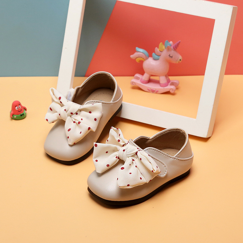 Spring Children's Leather Shoes -3 Years Old Princess Shoes Infant Soft Bottom Bow Leather, Pink
Spring Children's Leather Shoes -3 Years Old Princess Shoes Infant Soft Bottom Bow Leather, Pink