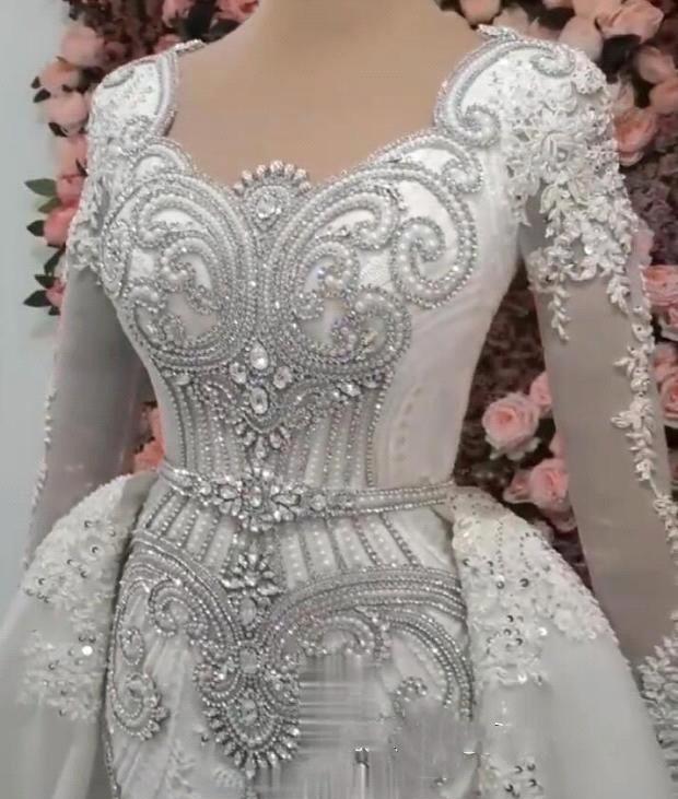 2021 New Crystal Mermaid Wedding Dresses Long Sleeves Shiny Sequined Beading Bridal Gowns Plus Size Handmade Elegant robes de mariée