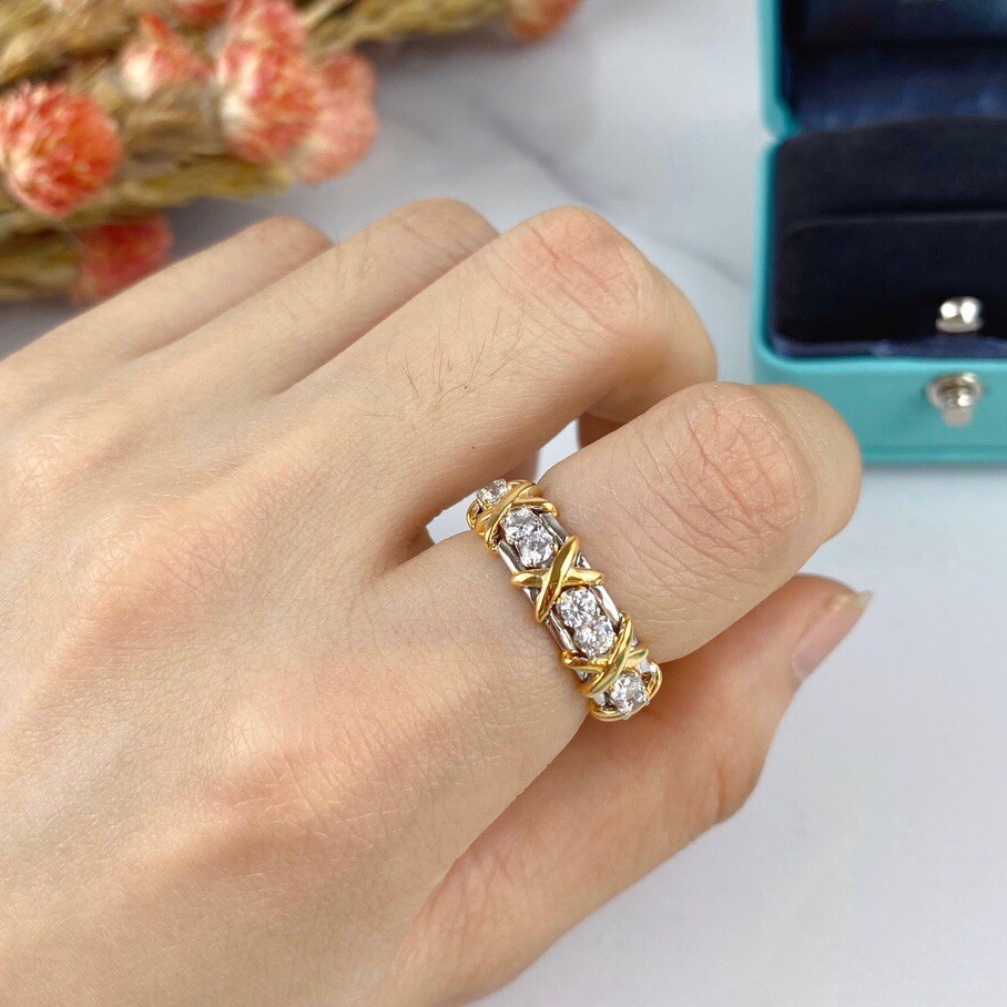 Luxury Classic Designer Schlumberger S925 Sterling Silver Cross Crystal Wide Ring For Women Jewelry Accessories Free Shipping
Luxury Classic Designer Schlumberger S925 Sterling Silver Cross Crystal Wide Ring For Women Jewelry Accessories Free Shipping