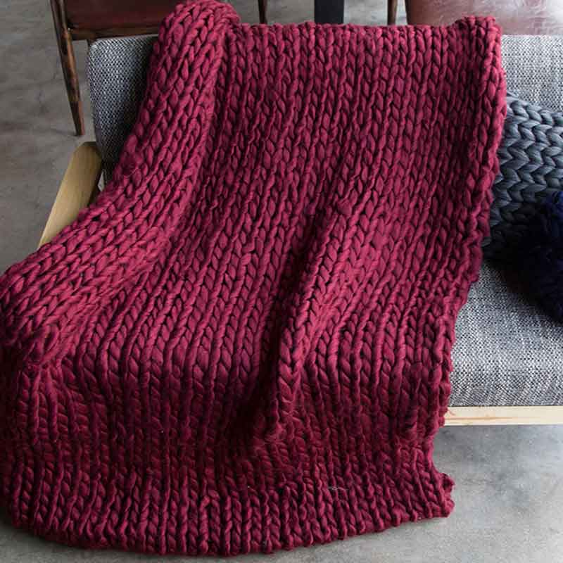 Soild Colors Fashion Handmade Knitted Winter Warm Home Use Blankets for Adults European Crocheted Bed/Sofa thread Blanket Home
Soild Colors Fashion Handmade Knitted Winter Warm Home Use Blankets for Adults European Crocheted Bed/Sofa thread Blanket Home