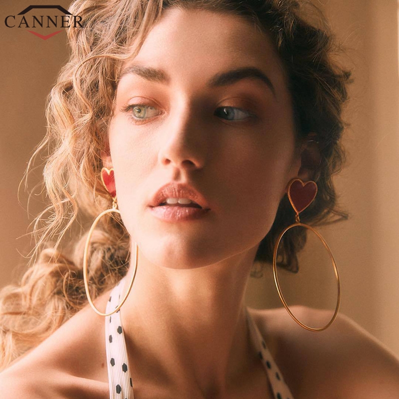 Januarysnow Fashion Big Round Gold Heart Earrings Unique Design Drop Earrings Jewelry Earrings for Women Oorbellen Fashion Hot Sale
Januarysnow Fashion Big Round Gold Heart Earrings Unique Design Drop Earrings Jewelry Earrings for Women Oorbellen Fashion Hot Sale