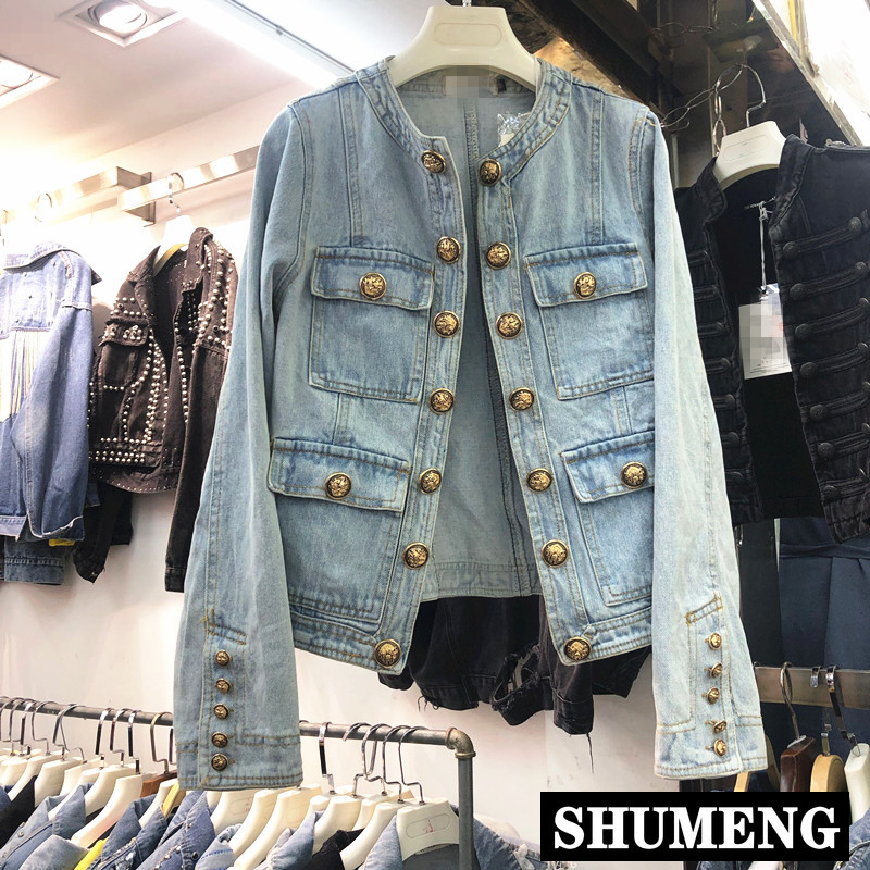 2020 Autumn New Women Retro Round Neck Long Sleeve Old Wash Denim Cropped Jacket Metal Buckle Short Light Blue Denim Coat Femme
2020 Autumn New Women Retro Round Neck Long Sleeve Old Wash Denim Cropped Jacket Metal Buckle Short Light Blue Denim Coat Femme
