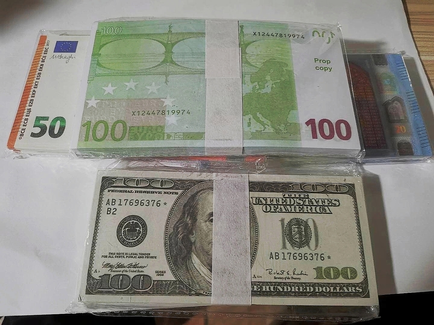 Best and Most Realistic Prop Pretend Euros Dollars Pounds Paper copy banknote prop Bar props money 100pcs/pack 05
Best and Most Realistic Prop Pretend Euros Dollars Pounds Paper copy banknote prop Bar props money 100pcs/pack 05