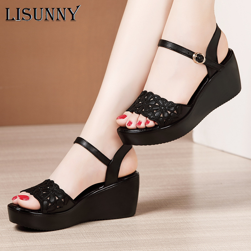 LISUNNY Women's Sandals Plus Size 33-43 Summer Open Toe Leather Ladies Shoe Sandals Women Platform 6cm Heels Female Shoes, 6776 black
LISUNNY Women's Sandals Plus Size 33-43 Summer Open Toe Leather Ladies Shoe Sandals Women Platform 6cm Heels Female Shoes, 6776 black