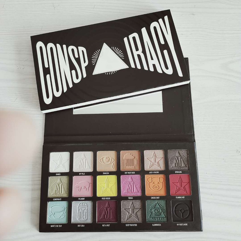 2021 released consp iracy eyeshadow 18color Maquillage makeup eye shadow palette
2021 released consp iracy eyeshadow 18color Maquillage makeup eye shadow palette