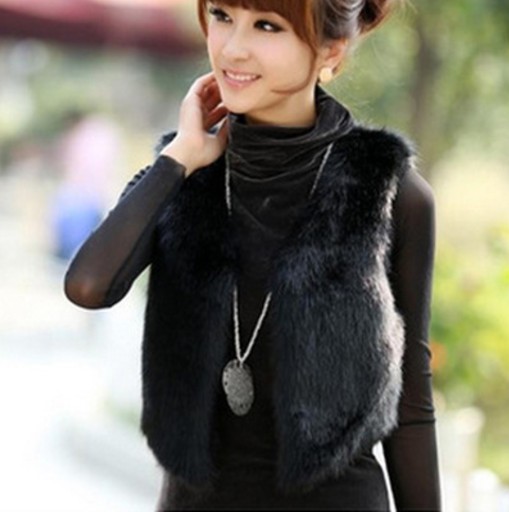 2020 Vetement Winter Women' Faux Fur Coat Artificial Fur Femme Short Vest Furry Vests Furry Plus Size Fake Gilet AW180, Black
2020 Vetement Winter Women' Faux Fur Coat Artificial Fur Femme Short Vest Furry Vests Furry Plus Size Fake Gilet AW180, Black