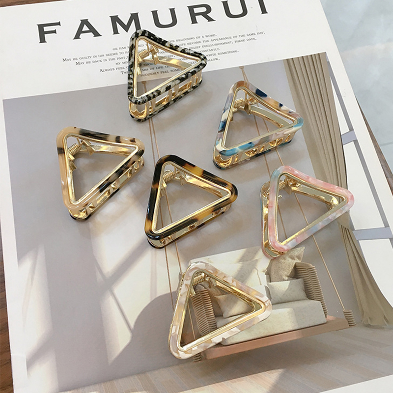 Japan And Korea Women Popular Hollow Colorful Triangle Hair Clip Grasp Acetate Alloy Hair Claw Accessories Grip
Japan And Korea Women Popular Hollow Colorful Triangle Hair Clip Grasp Acetate Alloy Hair Claw Accessories Grip