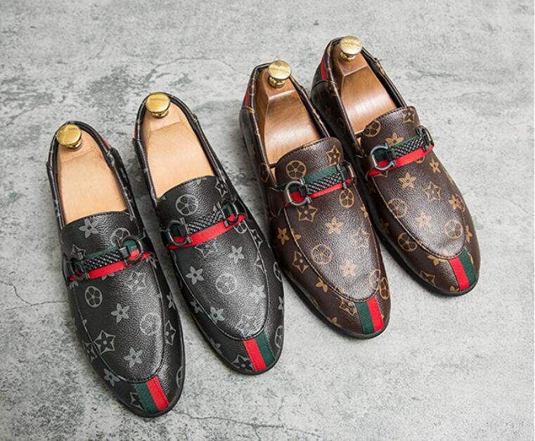2020 New sell Italian designer mens dress shoes men luxury loafers Doug shoes for male Man point toe dress shoe Casual shoes 38-46, Black
2020 New sell Italian designer mens dress shoes men luxury loafers Doug shoes for male Man point toe dress shoe Casual shoes 38-46, Black