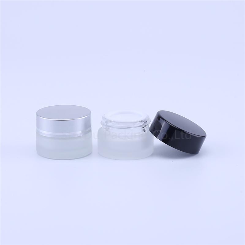 200pcs 5g Glass Cream Jars Cosmetic Packaging with lid plastic caps & inner liners round empty small glass jars
200pcs 5g Glass Cream Jars Cosmetic Packaging with lid plastic caps & inner liners round empty small glass jars
