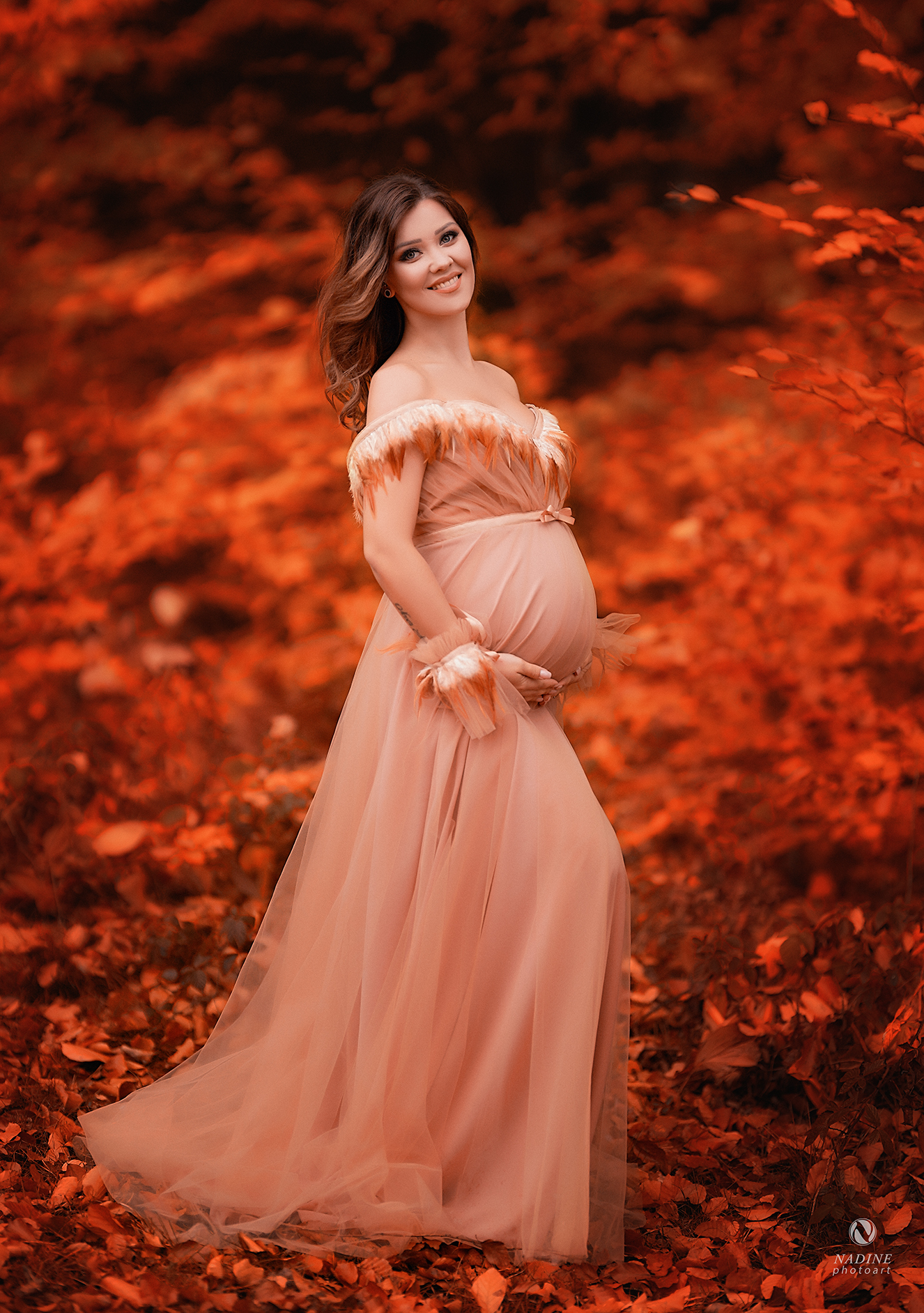 Off Shoulder Women Bathrobe with Feather Pregnant Woman Robe Custom Made Spa Bridal Boudoir Robe Holiday Party Wear
