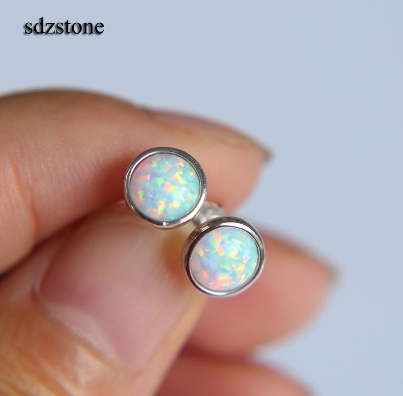 genuine 925 sterling silver simple geometric round dots 6mm opal half ball silver bezel delicate top quality stone earring 
genuine 925 sterling silver simple geometric round dots 6mm opal half ball silver bezel delicate top quality stone earring
