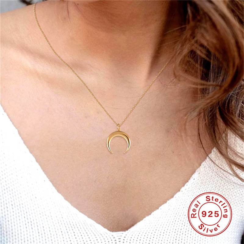 AprilGrass Brand Designer 100% 925 Sterling Silver Moon Pendant Necklaces for Women Fashion Designer Women's Simple Necklace Cute Jewelry
AprilGrass Brand Designer 100% 925 Sterling Silver Moon Pendant Necklaces for Women Fashion Designer Women's Simple Necklace Cute Jewelry