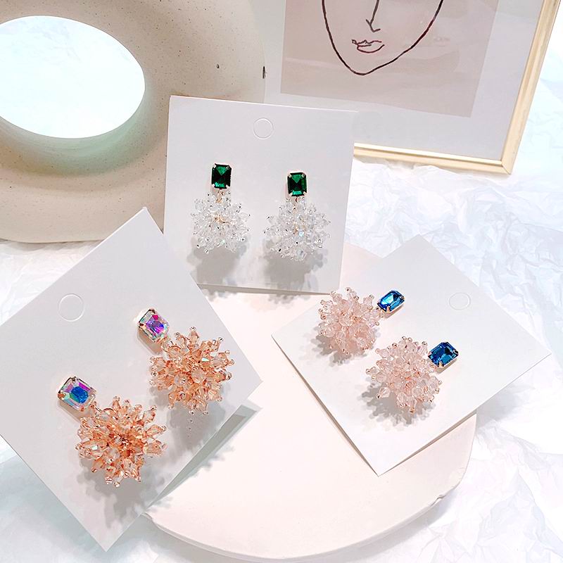 Luxury Crystal Weaved Flower Ball Handmade Earrings 2020 New Fashion Jewelry For Women Fine Quality Dress Accessories
Luxury Crystal Weaved Flower Ball Handmade Earrings 2020 New Fashion Jewelry For Women Fine Quality Dress Accessories