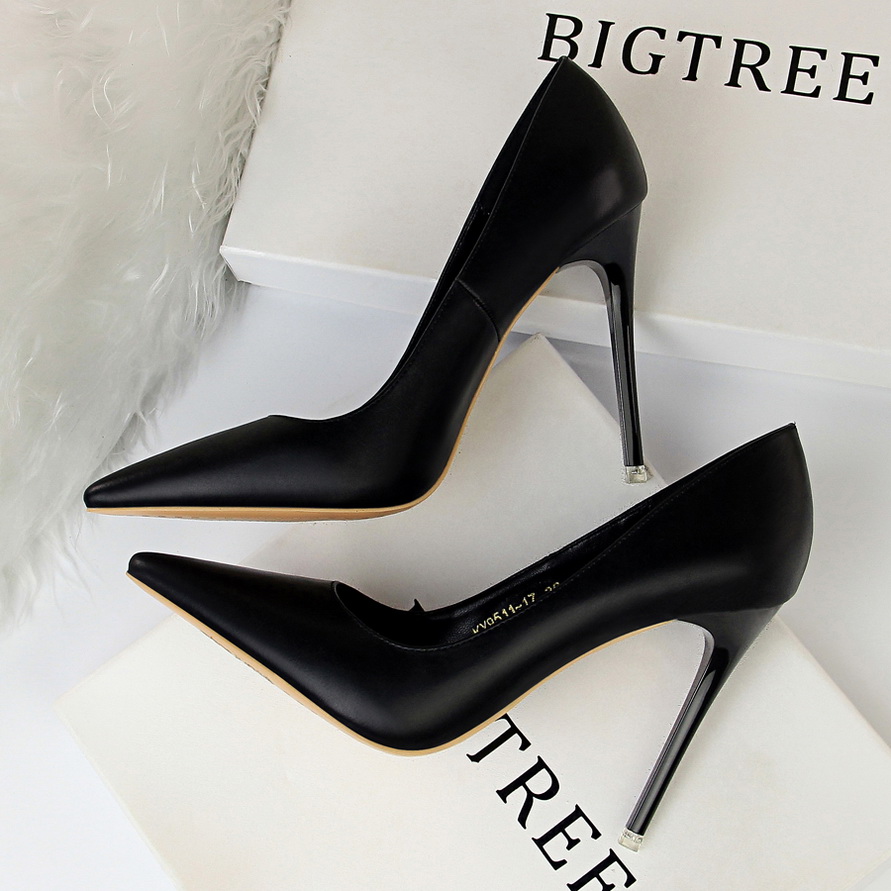 high heel shoes woman sandals vintage flat platform ladies shoes women fashion comfortable sandals female sandalias mujer h6221, Black
high heel shoes woman sandals vintage flat platform ladies shoes women fashion comfortable sandals female sandalias mujer h6221, Black