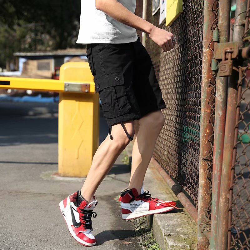 Hong Kong Style Summer Shorts Men Ular Brand Loose-Fit Multi-Pockets Straight-Cut Casual Pants Male Student'S Short Bib Overa Me, D611 black and white with pattern 
Hong Kong Style Summer Shorts Men Ular Brand Loose-Fit Multi-Pockets Straight-Cut Casual Pants Male Student'S Short Bib Overa Me, D611 black and white with pattern