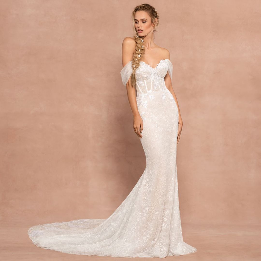 Mermaid Lace Stunning Backless Wedding Dresses Off The Shoulder Neck Plus Size Appliqued Bridal Gowns Sweep Train Robe De Marie